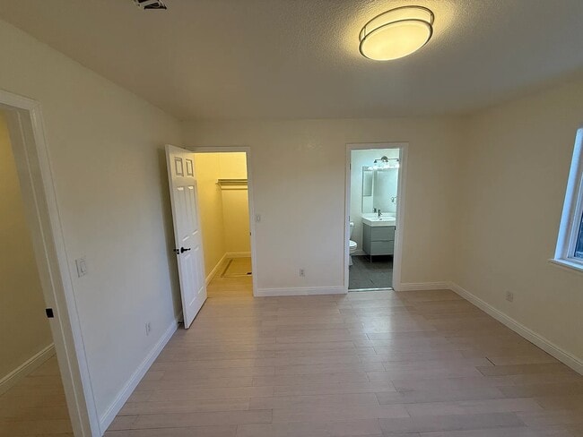 Building Photo - 3935 Zuni St