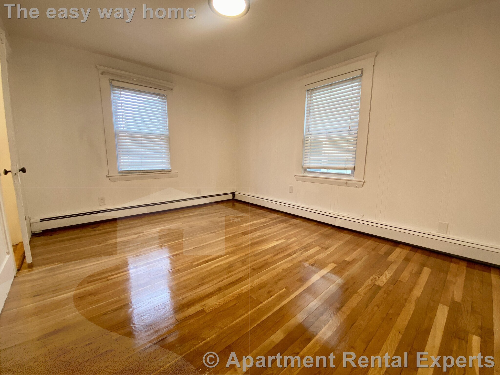 Building Photo - 66 Elm St