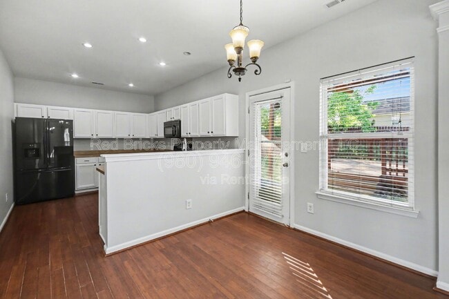 Building Photo - 5518 Stowe Derby Dr