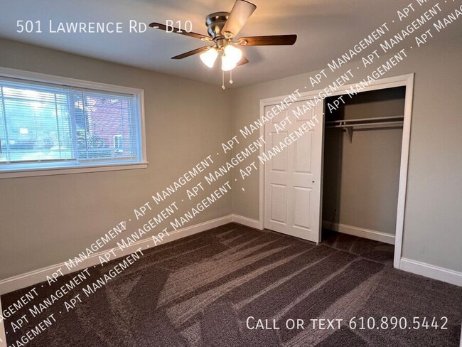 Building Photo - 501 Lawrence Rd