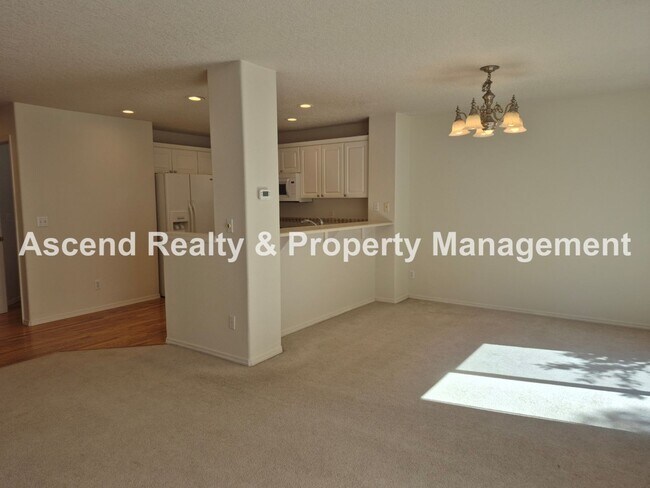 Building Photo - Available NOW! 1 Small Pet OK, Great Bethany Neighborhood, Fenced Yard, New Interior Paint/Dishwa...