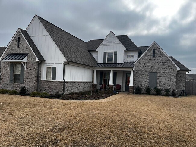 Primary Photo - Custom Built home in a quiet subdivision