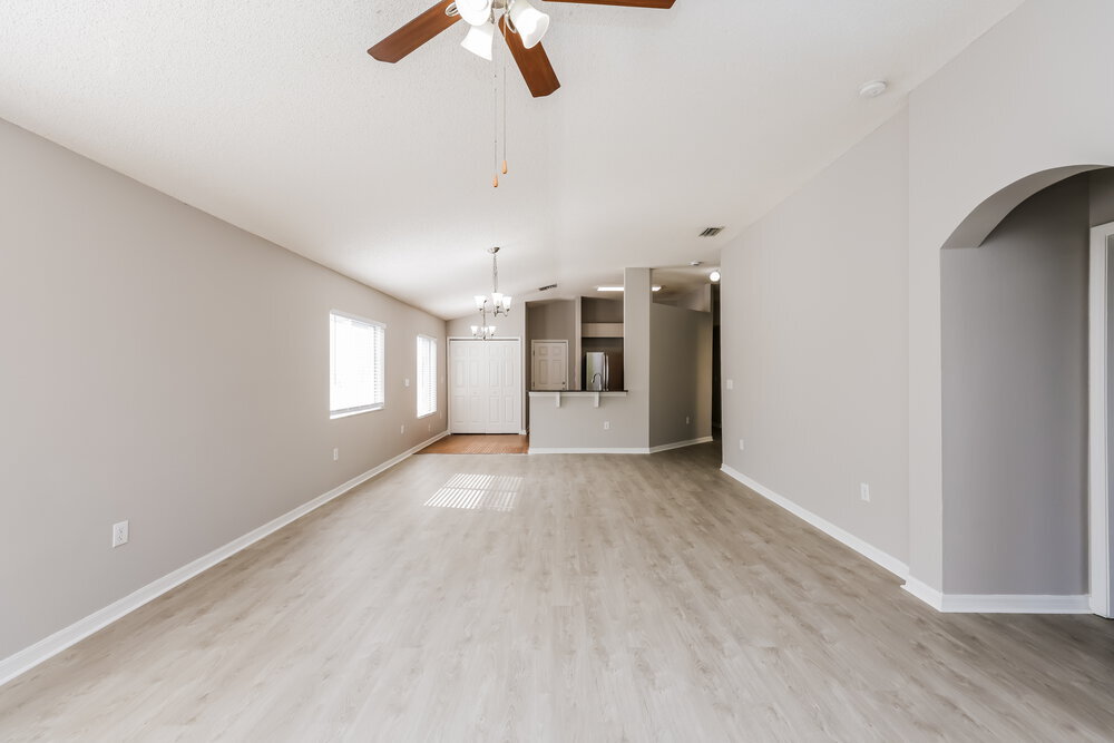 Building Photo - 12926 Fieldmoor Ct