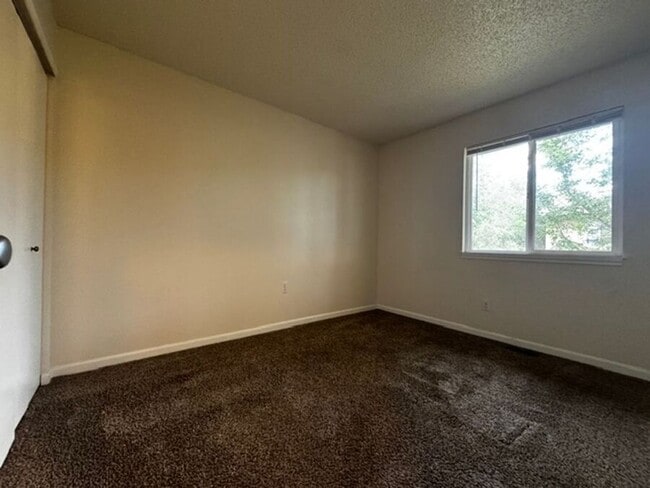 Building Photo - 3014 Starlight Cir