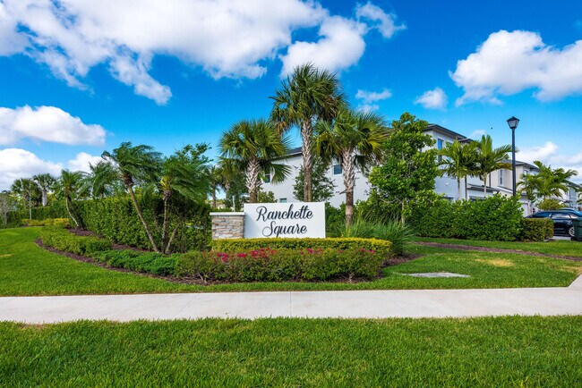 Building Photo - 6082 Carre Wy