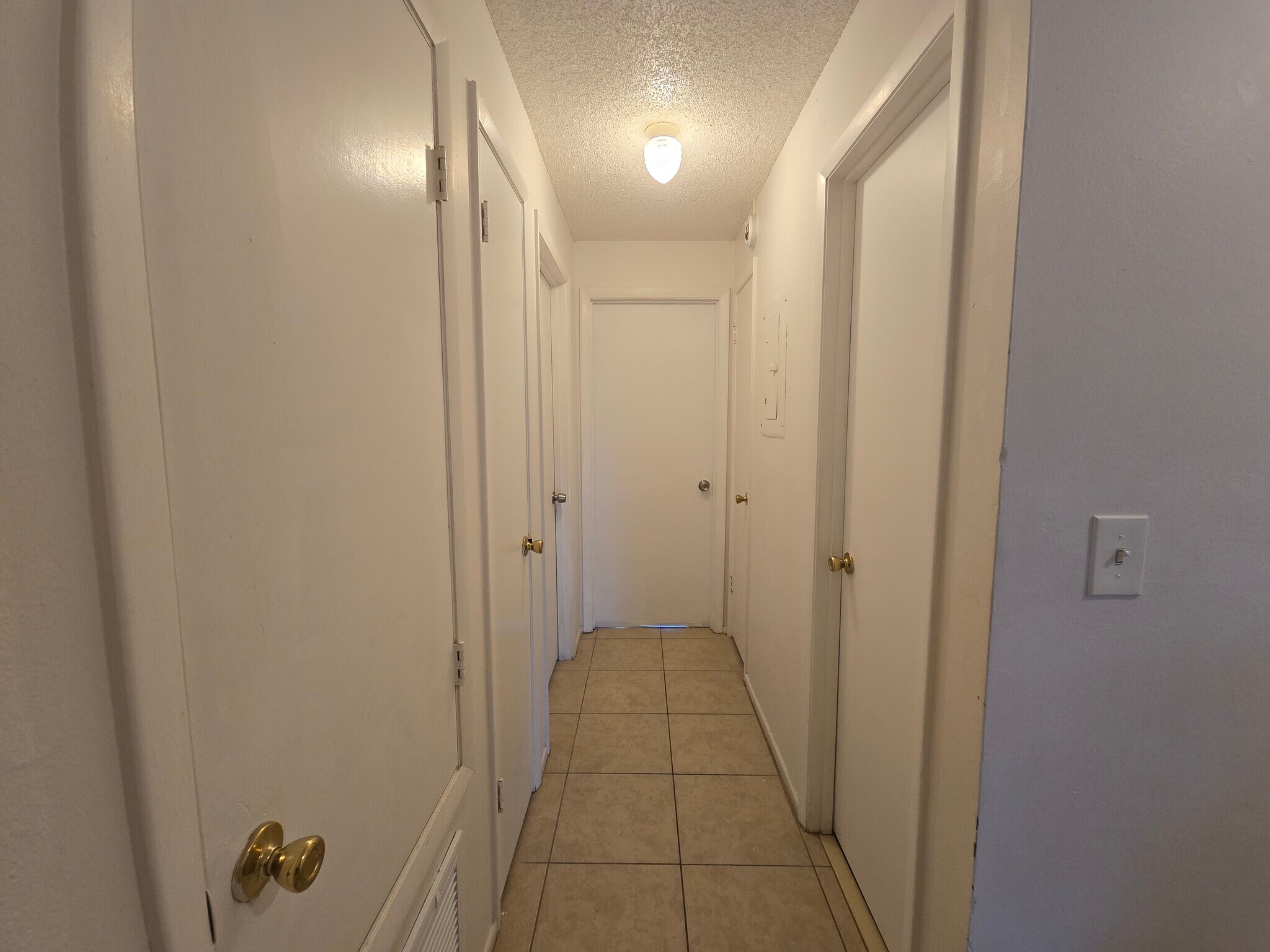 Building Photo - 414 Banana Cay Dr