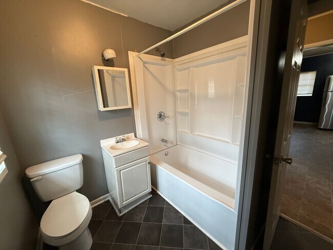 Building Photo - RENTAL HOME IN ALBERTVILLE, ALABAMA!256