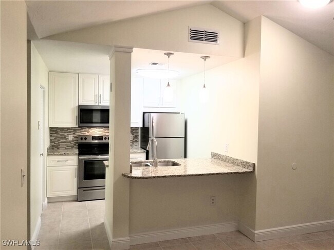 Building Photo - 3407 Winkler Ave