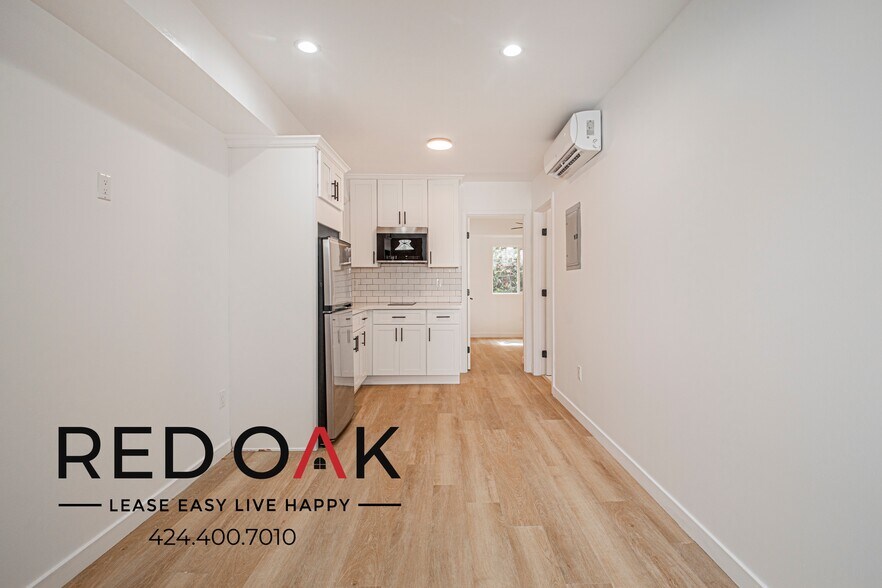 Building Photo - 4737 Orion Ave