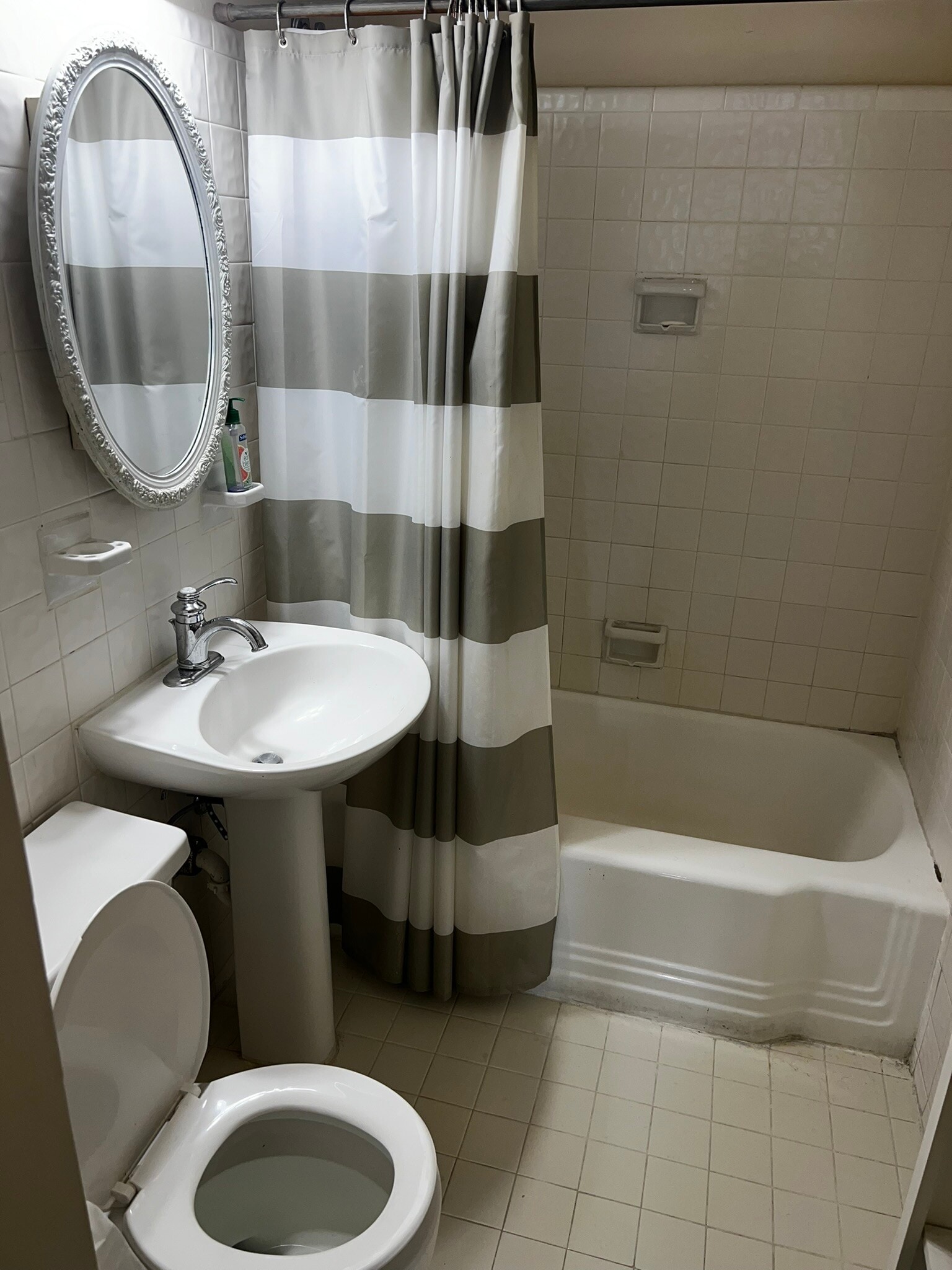 Building Photo - 1205 Saint Charles Ave