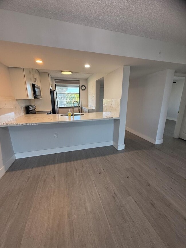 Building Photo - 1508 Whitehall Dr