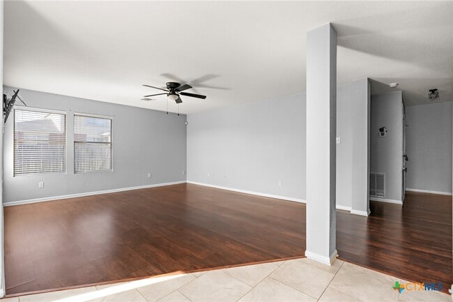 Building Photo - 3308 Catalina Dr