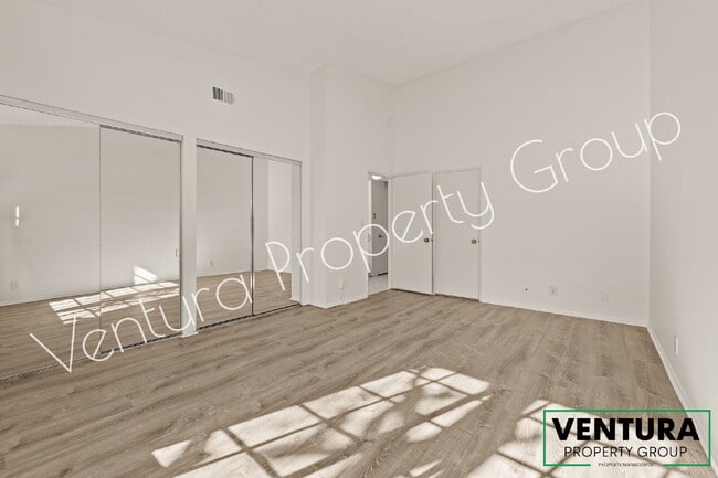 Building Photo - Charming 3-Bedroom Townhouse Oasis in Port Hueneme – Las Palomas