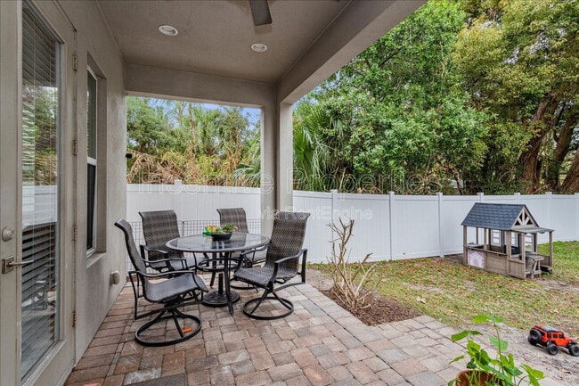 Building Photo - 109 E Evans St