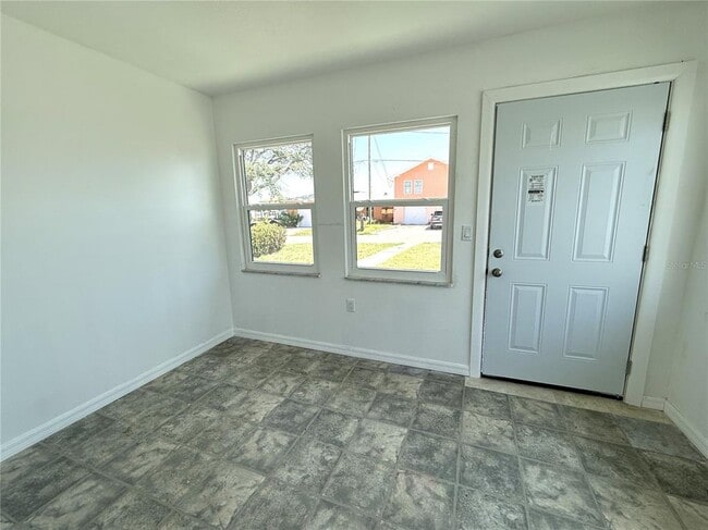 Building Photo - 13202 Boca Ciega Ave