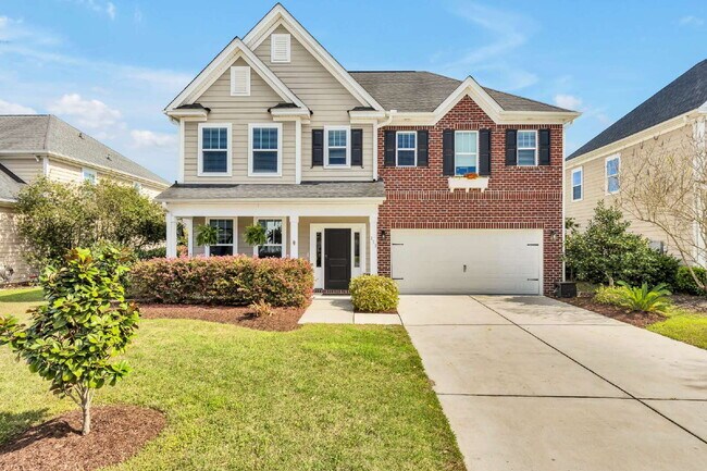 Building Photo - Gigantic Gorgeous Home in Pooler!