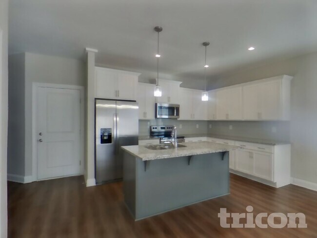 Building Photo - 571 Faye Aly