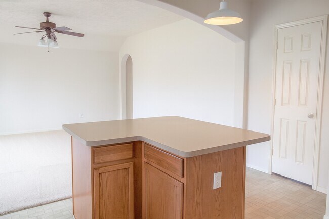 Building Photo - 19031 Telford Way