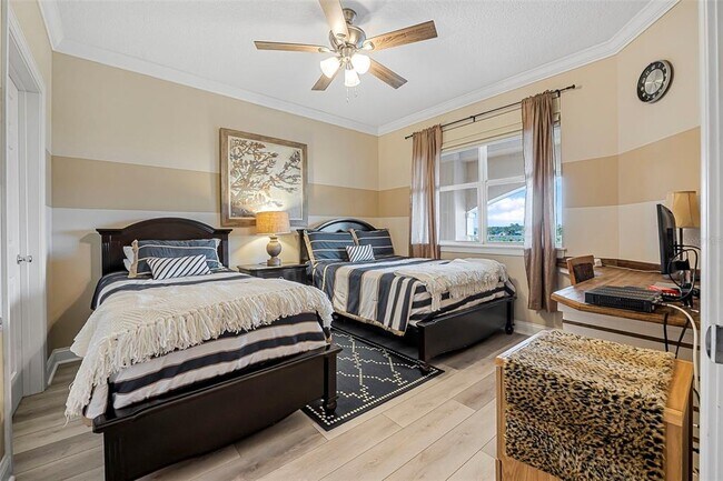 Building Photo - 60 Surfview Dr