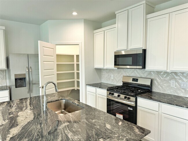 Building Photo - 2814 Lisburn Ter Ln