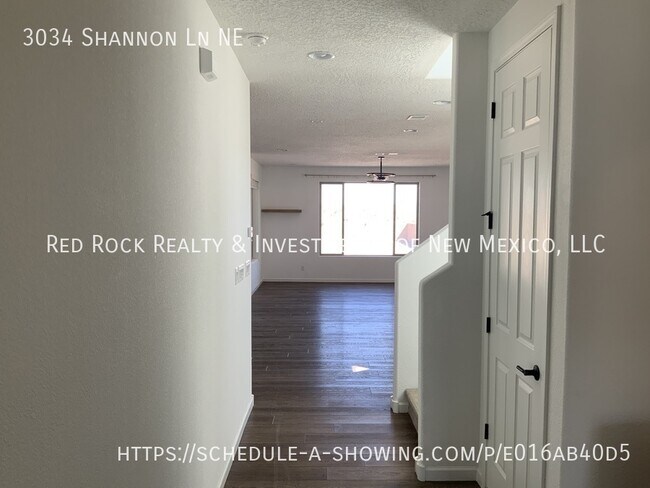 Building Photo - 3034 Shannon Ln NE