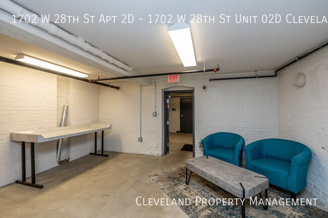Building Photo - Modern Ohio City Studio Apartment
