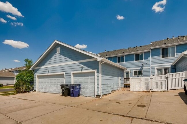 Building Photo - 5793 Ceylon St