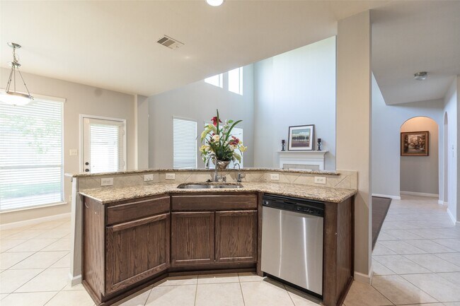 Building Photo - 20911 Avery Cove Ln