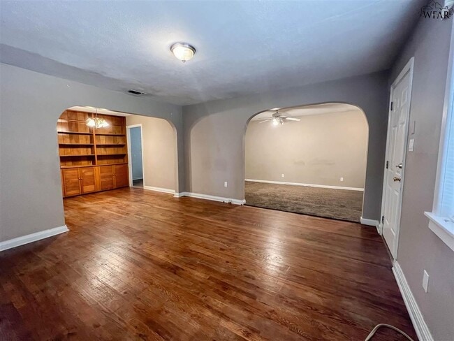 Building Photo - 3614 Garfield St