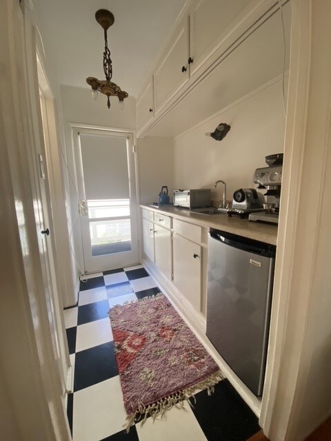 Building Photo - 4024-4028 Los Feliz Blvd