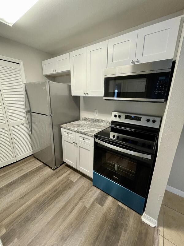 Building Photo - 6166 Westgate Dr