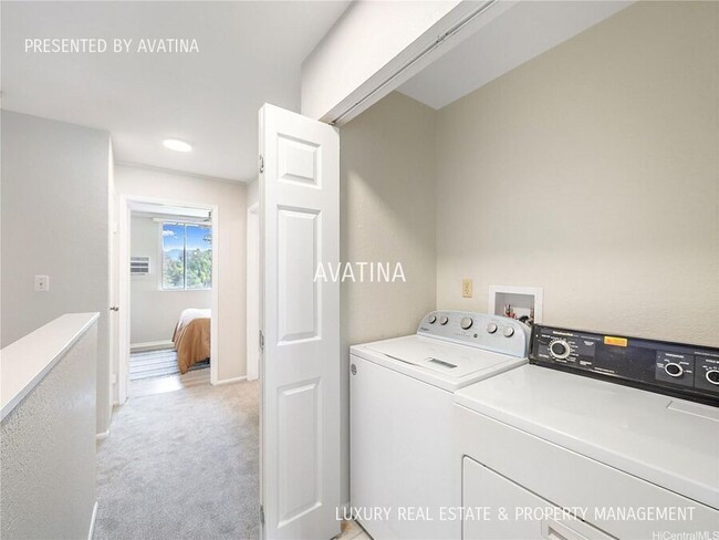 Building Photo - 46-232 Kahuhipa St Unit-E205