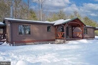 Building Photo - 371 Green Tree Dr