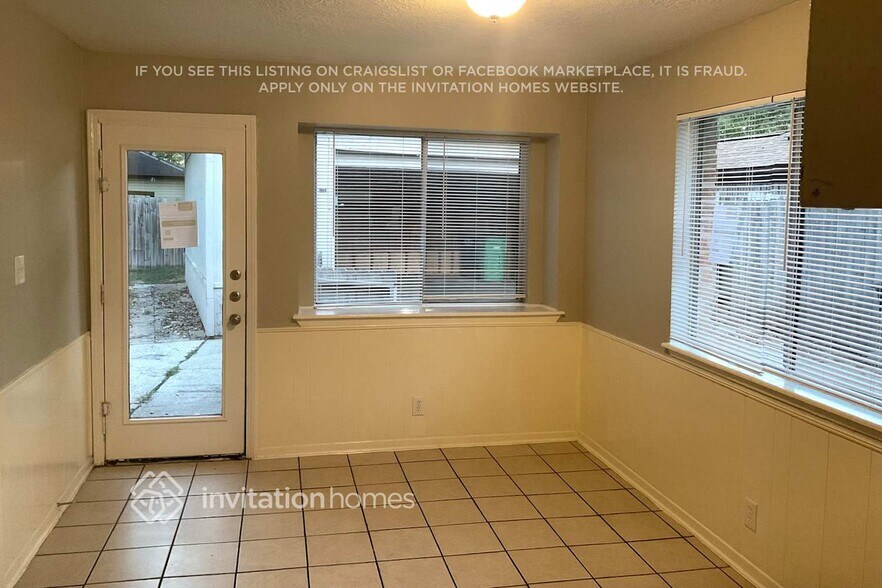 Building Photo - 24202 Spring Mill Ln