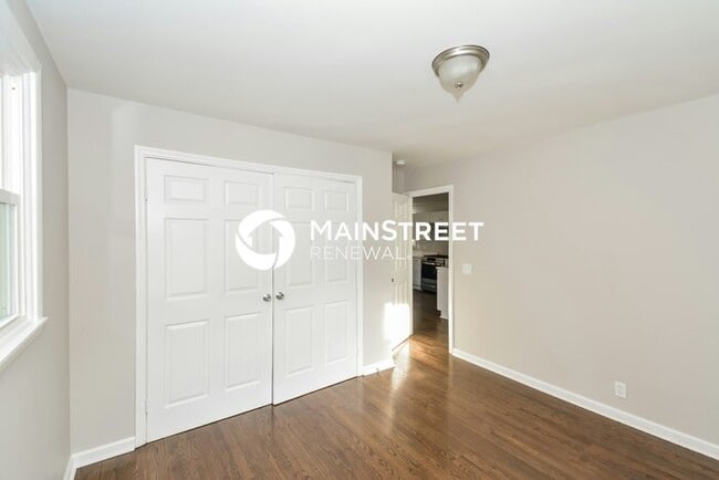 Building Photo - 4 Bedroom Pet-Friendly Home in NASHVILLE, ...