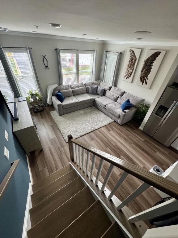 Building Photo - 211 Narrowleaf Way