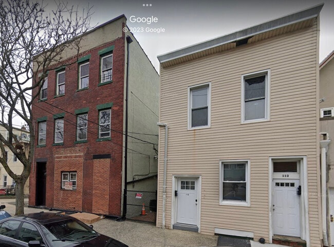 Building Photo - 115 N 5th Ave