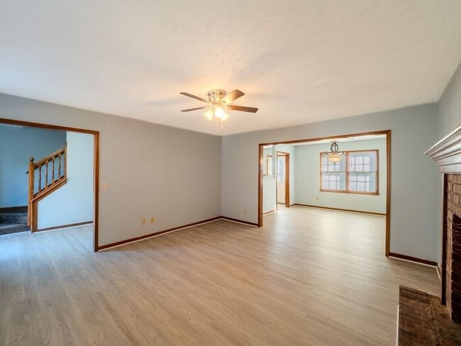 Building Photo - 1479 Millstream Trail NW