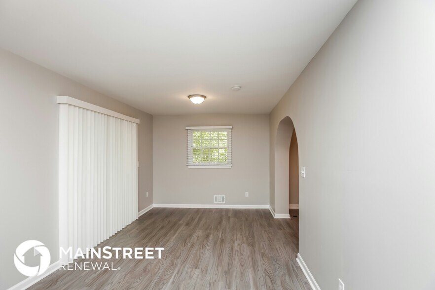 Building Photo - 532 Stonewood Dr