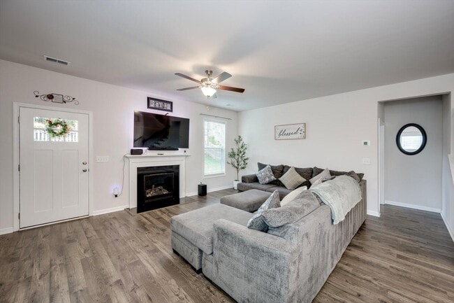 Building Photo - 6383 Whirlaway Rd