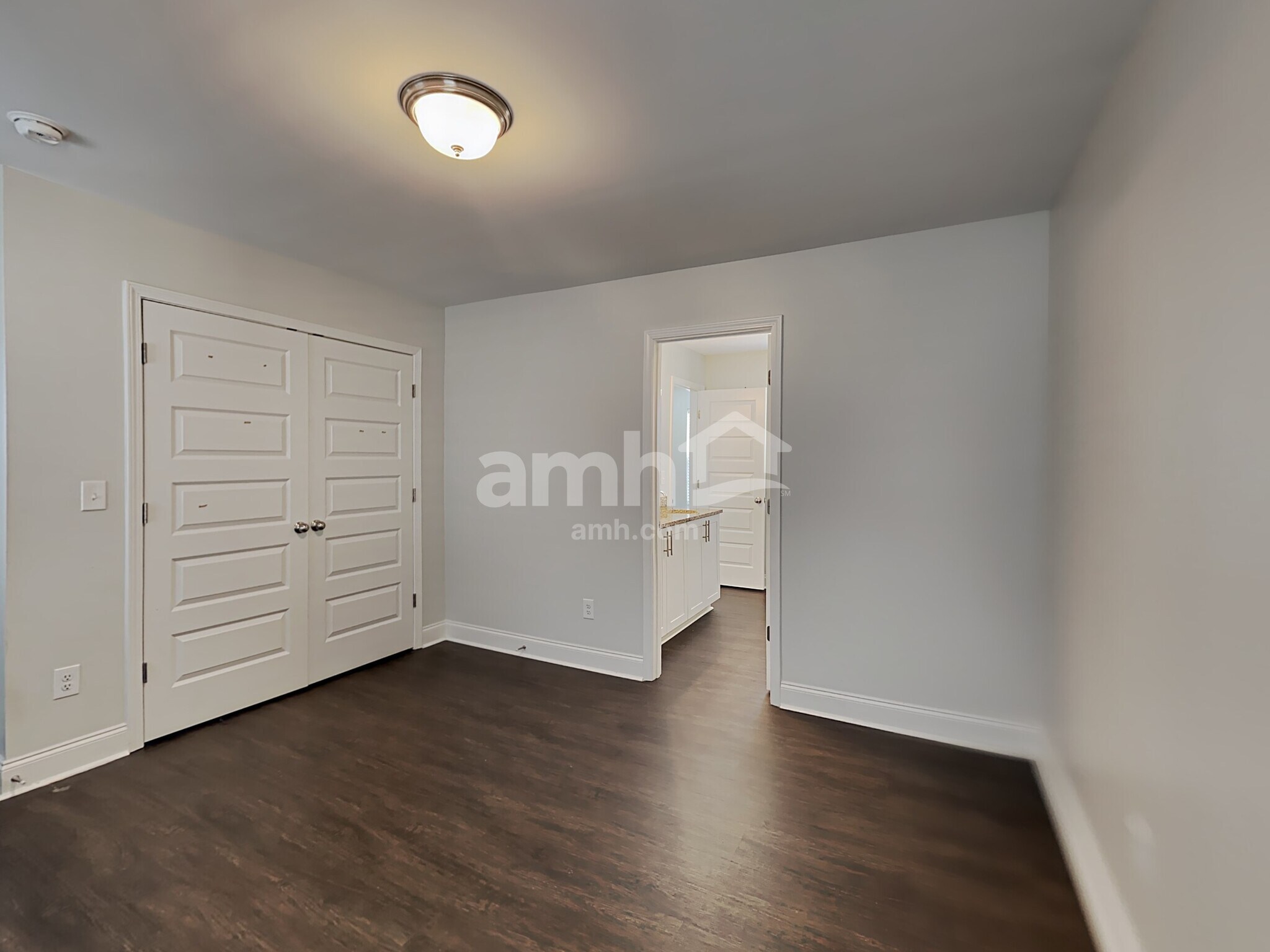 Building Photo - 5327 Tupelo St