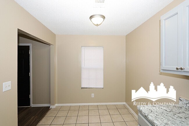 Building Photo - 1616 Winston Dr