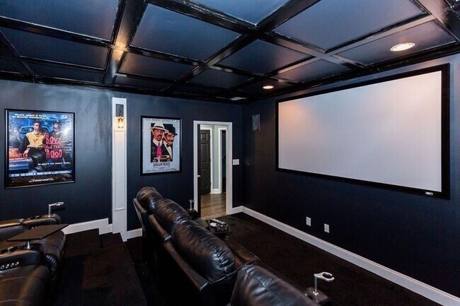 Building Photo - 14 Coopers Glen Dr SW