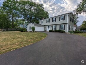 Building Photo - 4162 Longmeadow Rd