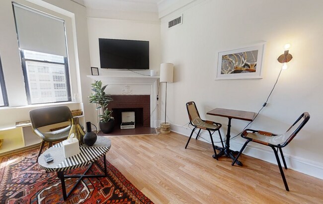 Building Photo - 59 Boylston St