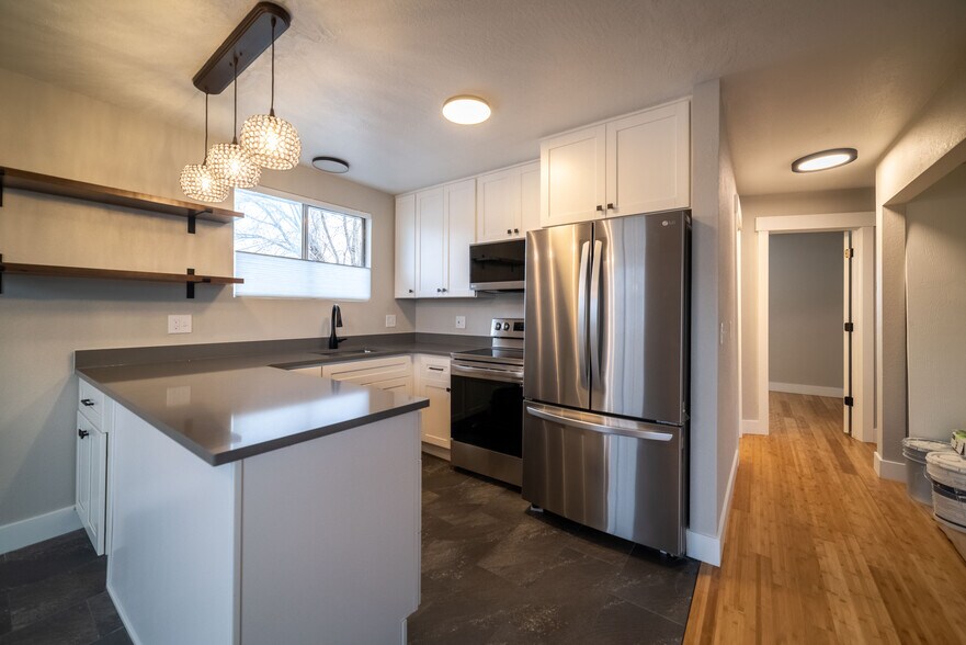 Building Photo - 269 S Montgomery St