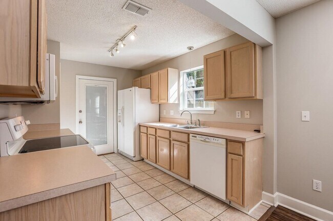 Building Photo - 5079 Mint Hill Ct