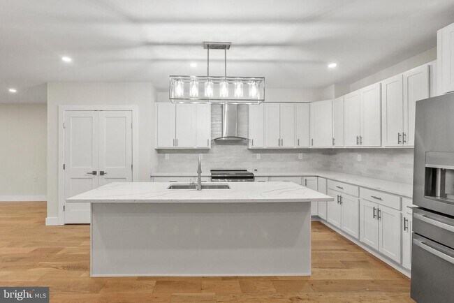 Building Photo - 5404 4th St NW