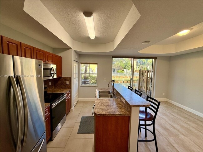 Building Photo - 4922 Tradewinds Ter