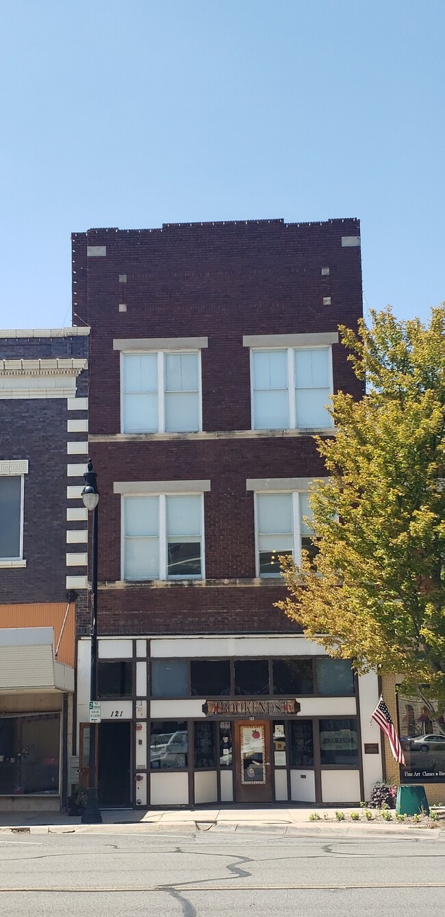 Building Photo - European Apartments